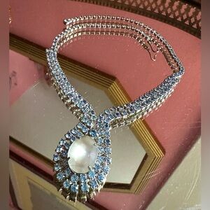 1980's Icy Frost Blue Rhinestone Glitzy Vintage Necklace